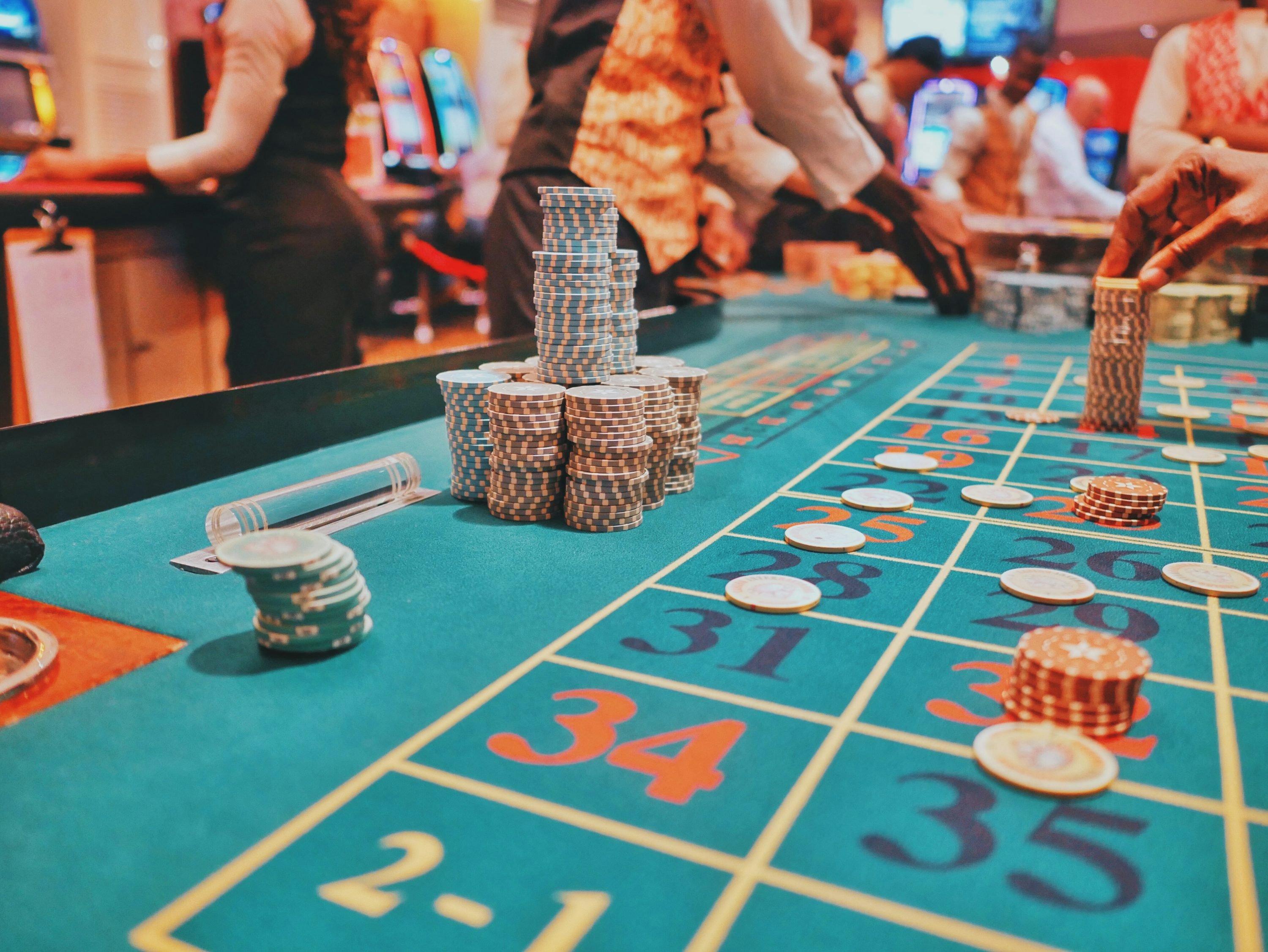 Màn hình game slot online tại 33win68 với nhiều chủ đề phong phú dành cho người chơi Việt